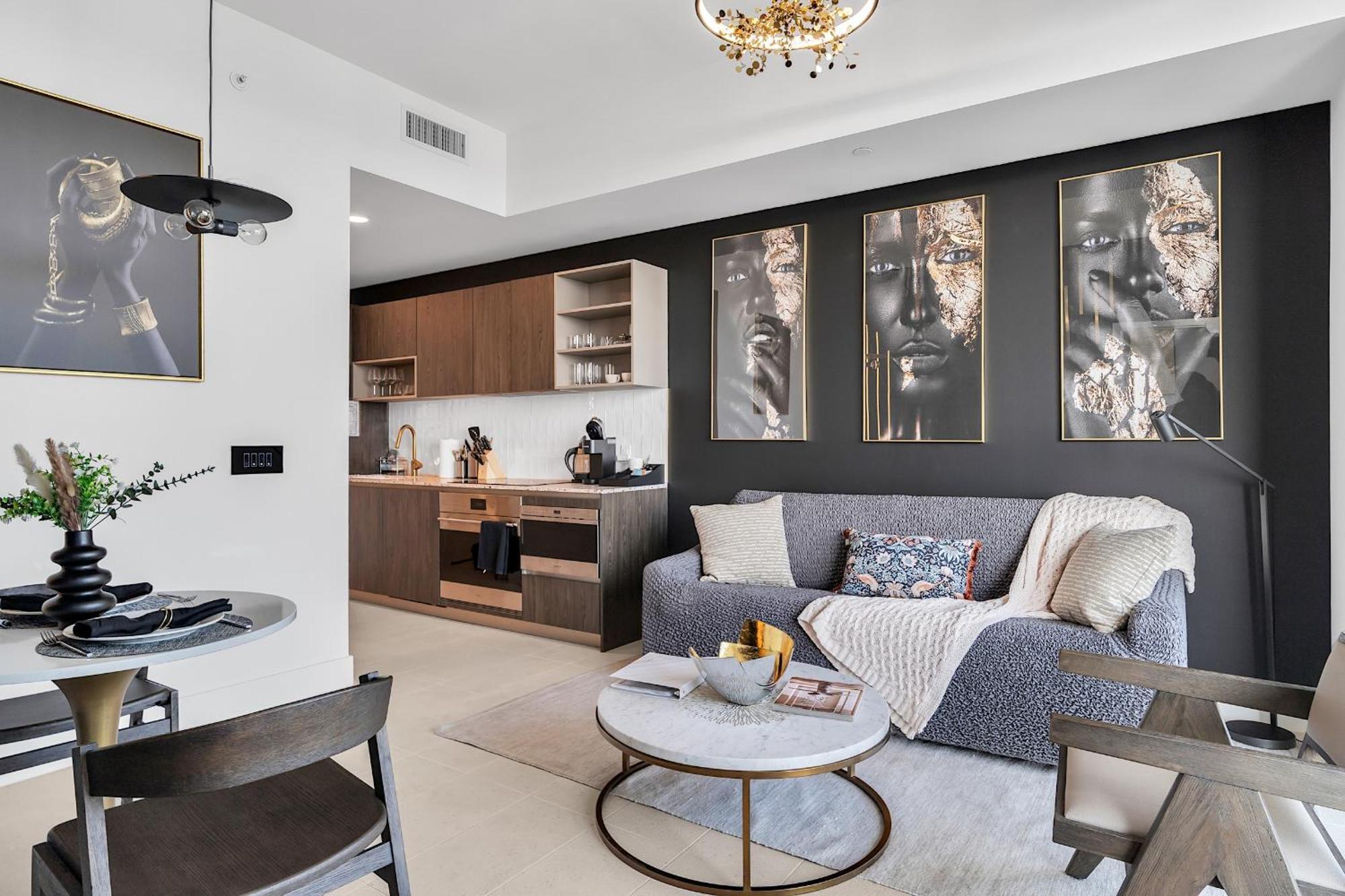 1bd Penthouse With Stunning & Water Views Miami